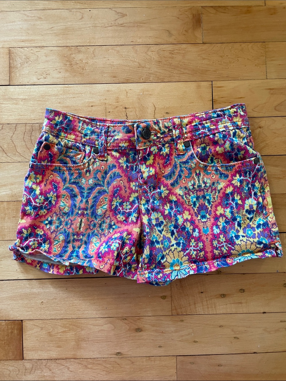 Jessica Simpson Floral Jean Shorts, Size 8